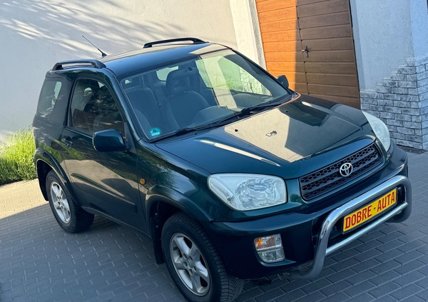 Toyota RAV4 cena 25800 przebieg: 200000, rok produkcji 2003 z Inowrocław małe 46